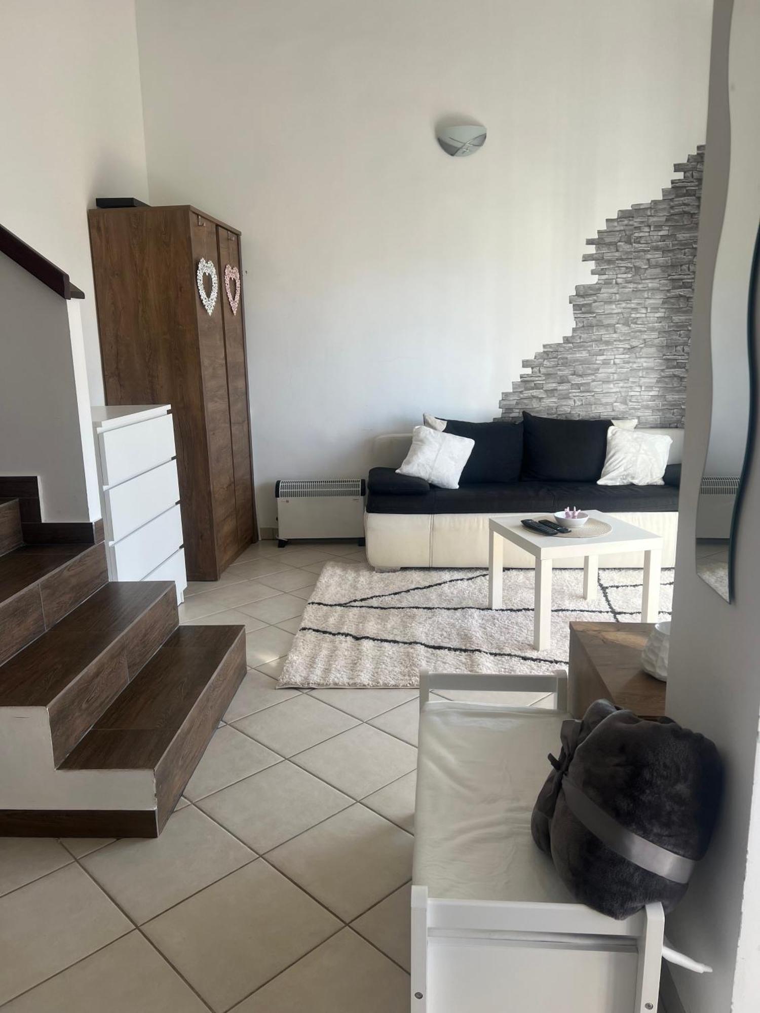 Apartmans Sun & Moon Zambratija  Ngoại thất bức ảnh
