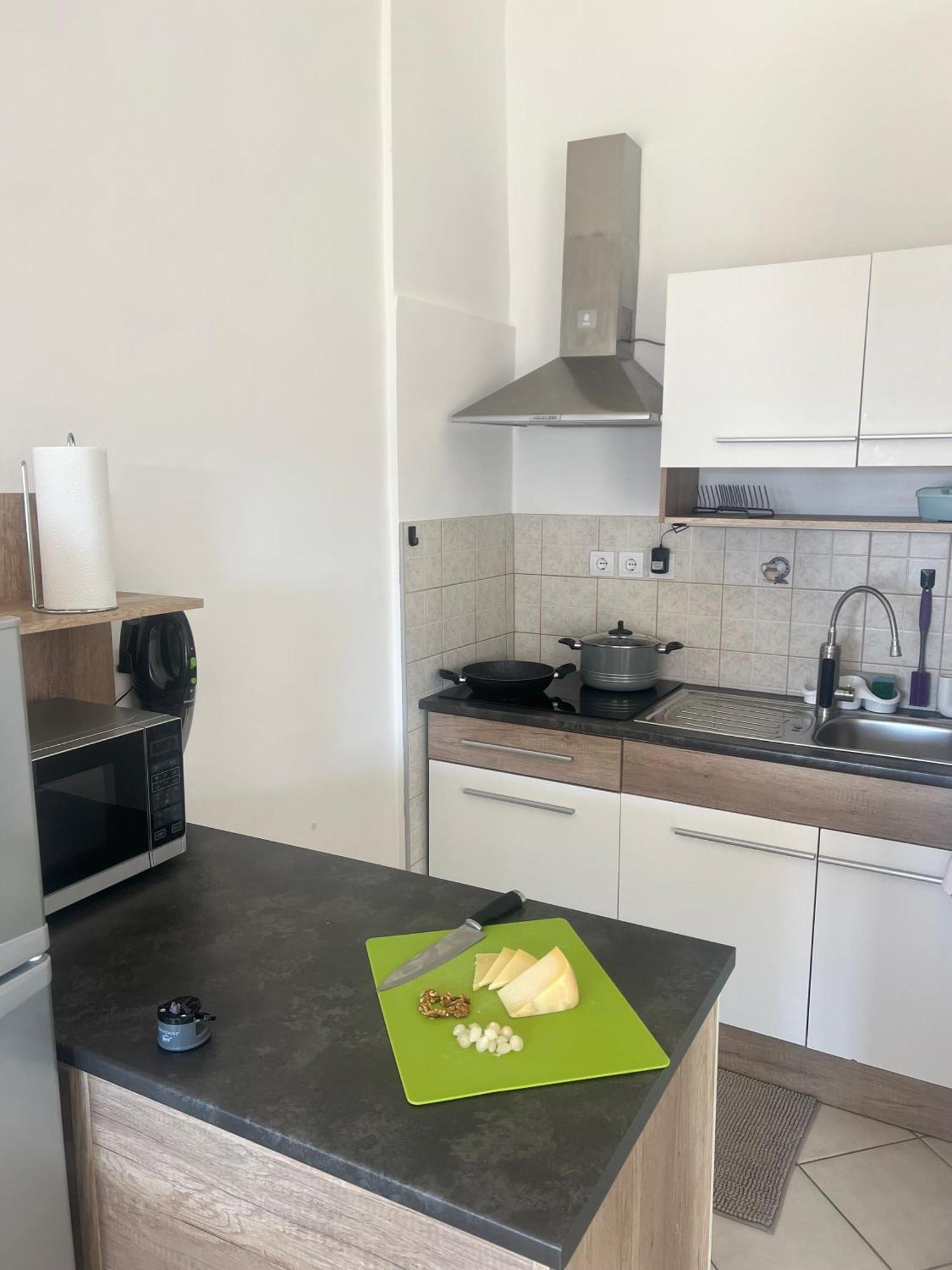 Apartmans Sun & Moon Zambratija  Ngoại thất bức ảnh